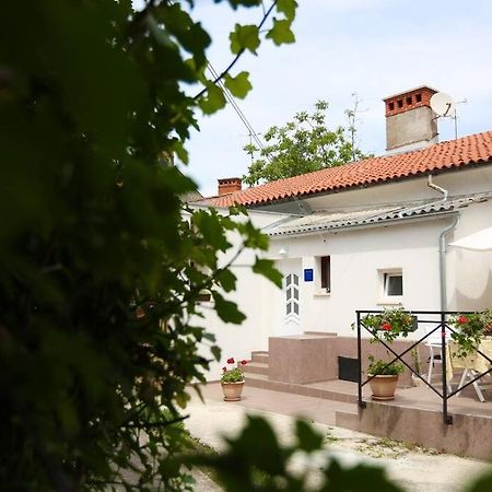 Charming Apartment In Town Center 普拉 外观 照片